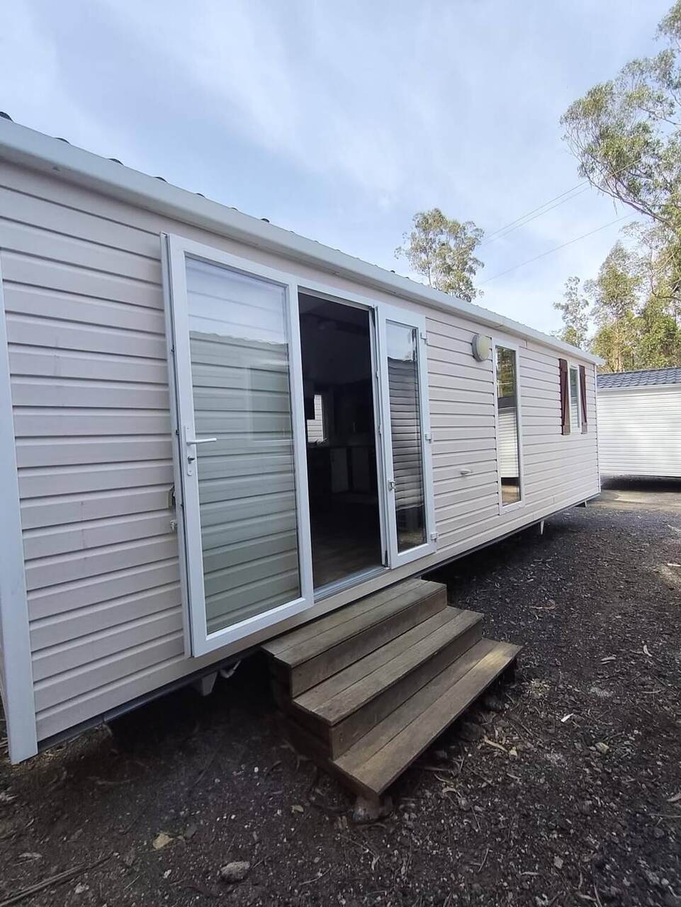 T2 Solea — mobilhome usada em madeira